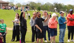 Running is Elementary: parents cheering